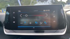 Peugeot 208 1.2 PureTech 100 Active Premium 5dr Petrol Hatchback